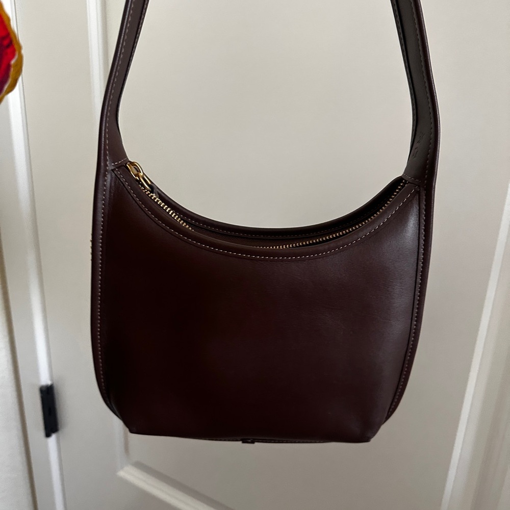 Coach Curve Zip Bag – Brown - Picture 6 of 8